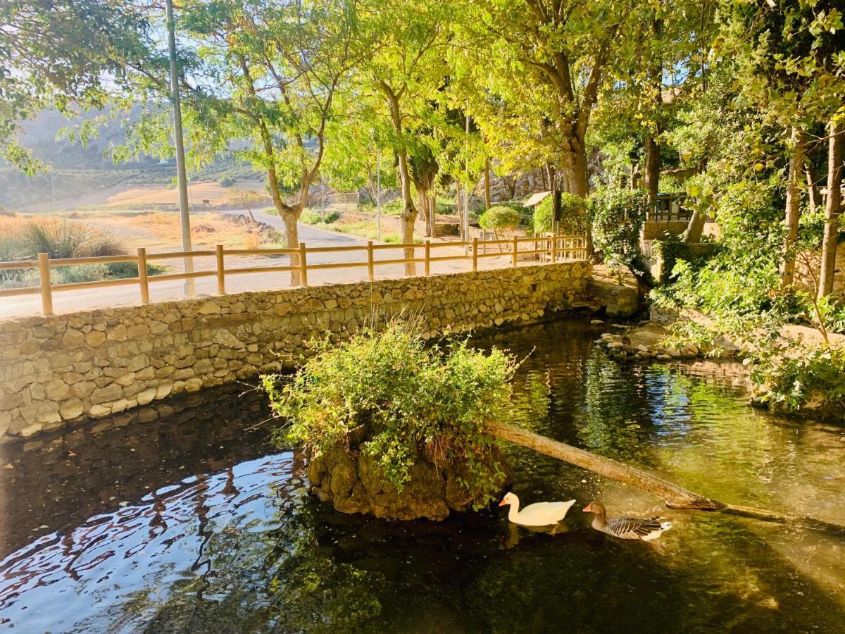 Casita En El Paraiso Cuevas del Becerro Kültér fotó