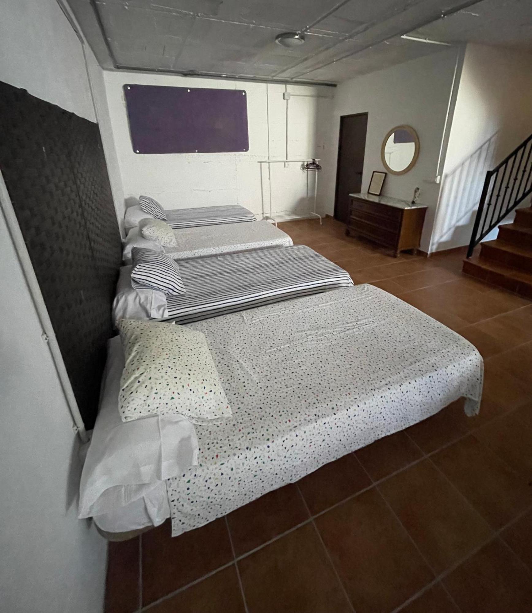 Casita En El Paraiso Cuevas del Becerro Kültér fotó
